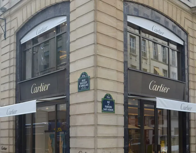 Shopping itineraries in Cartier France 17 rue du Faubourg Saint