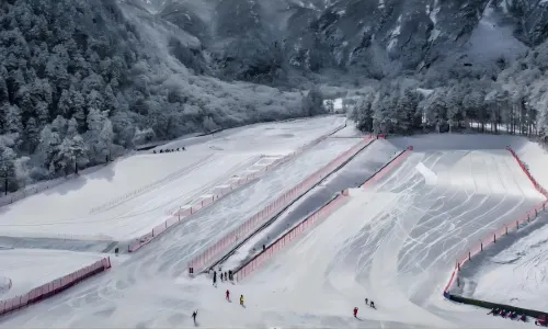 Wenchuan Qiangren Valley Ski Resort