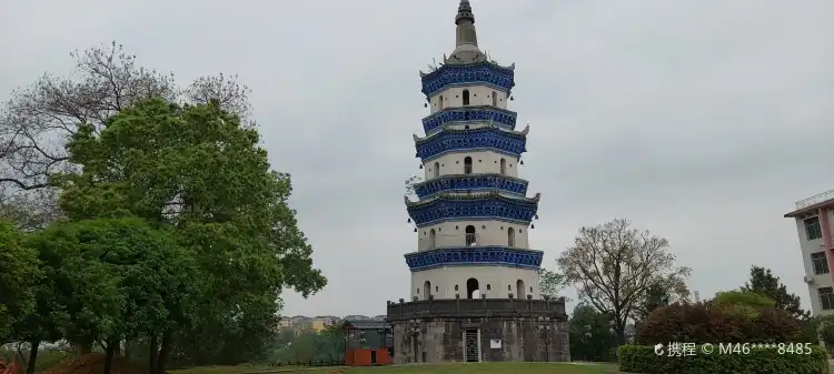 Hotels near Huilong Tower