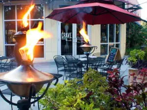 Crave Kitchen & Cocktails