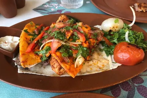 Bayt El Talleh Restaurant