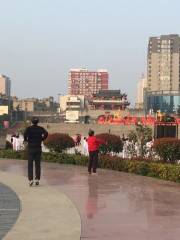 진저우 광장