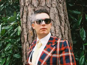 Macon | Eddie 9V Tour