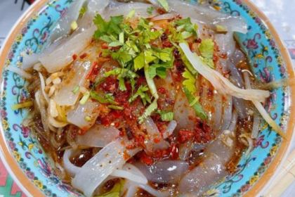 麦麦提沙吾提师傅的儿子抓饭店