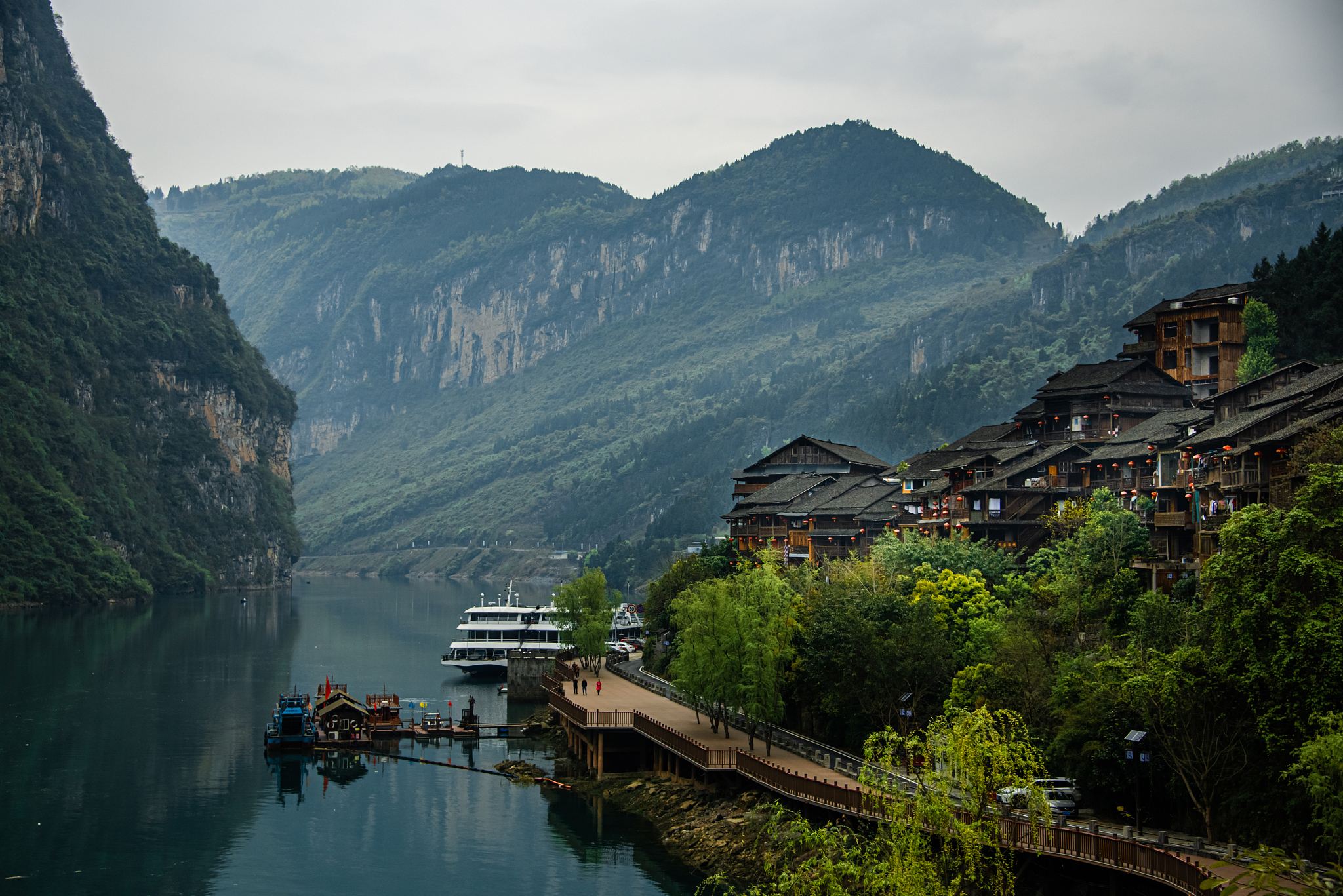 龔灘烏江畫廊+蚩尤九黎城【2-8人專車獨立出行含船票】