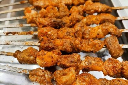 伊乡饭庄(美食街店)