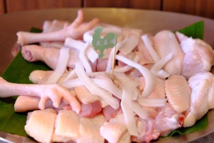 鸡姨·椰子鸡海景餐厅(南湾店)