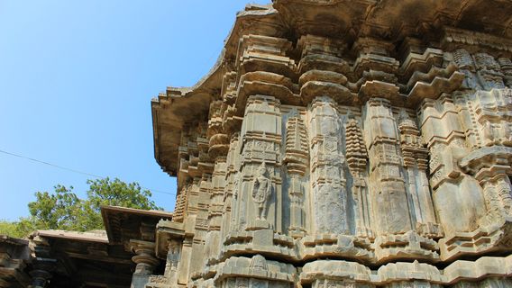 Thousand Pillar Temple