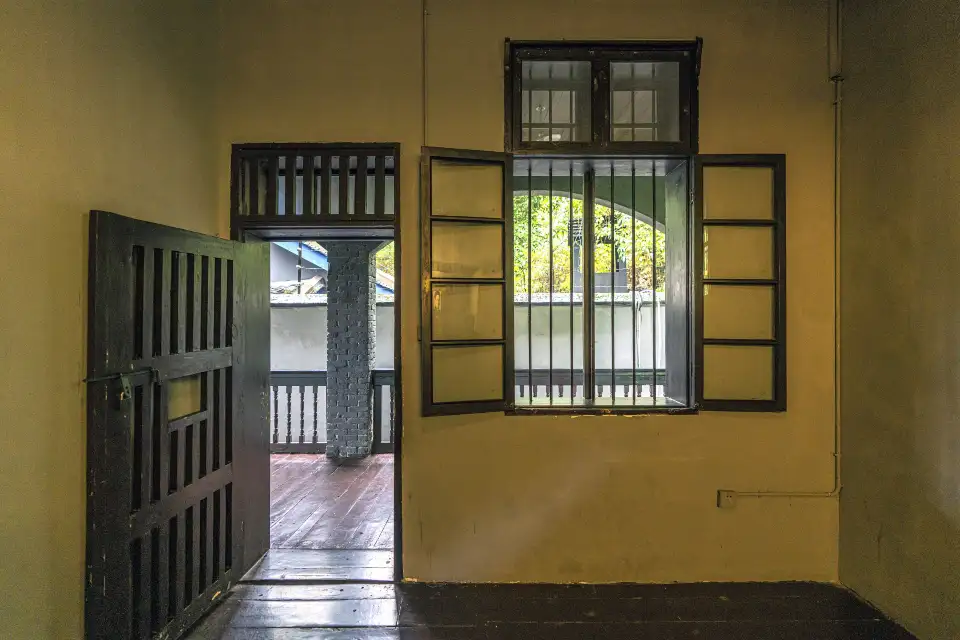 3_白公館