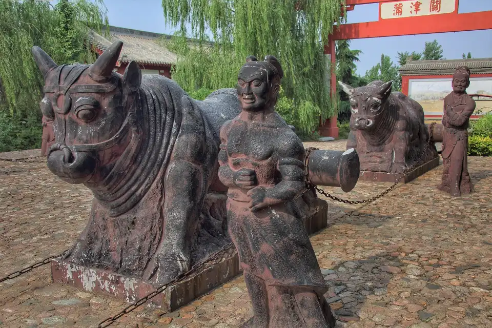 4_Yellow River Iron Oxen