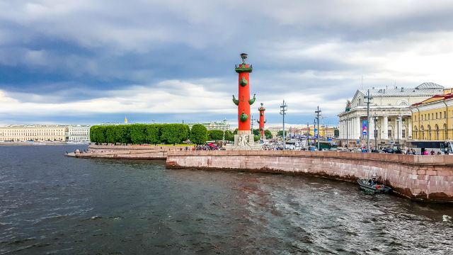 Rostral'naya Kolonna U Birzhevogo