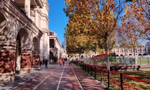 5 Avenues