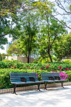 Отели рядом со станцией Meijijingu Mae Railway Station