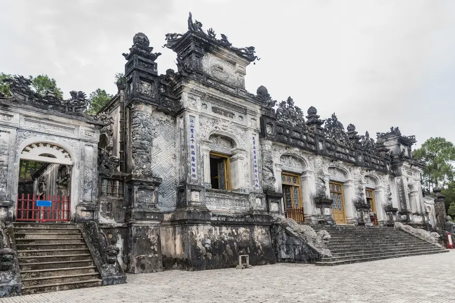 Tombs of the Nguyen Dynasty