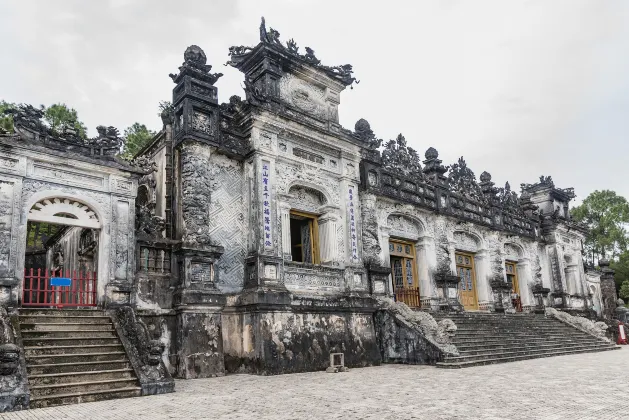 โรงแรมใกล้พระราชวังเมืองเว้