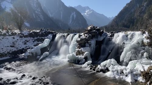 Dragon King Lake