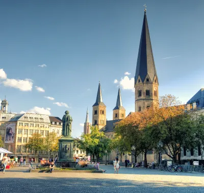 Hotels in der Nähe von Fielmann - Ihr Optiker & Hörakustiker