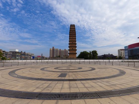 Puchengxian Culture Square