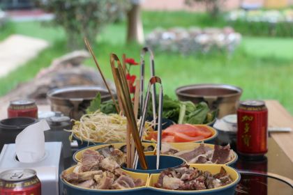 泸沽湖静享无声民宿·静享美食原味火锅