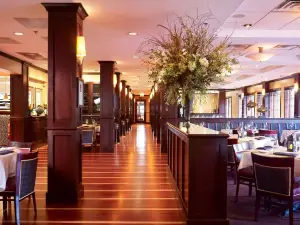 Parkers' Restaurant & Bar
