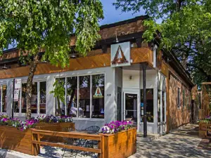 Homeslice | Pizza + Pub