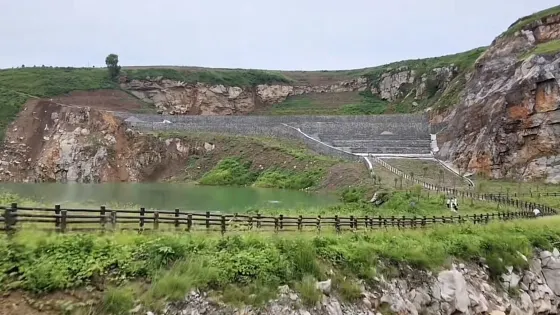 香山天坑