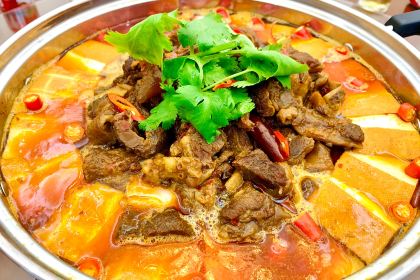 怒江貢山伊拉米拉雲居飯店·清晏餐廳