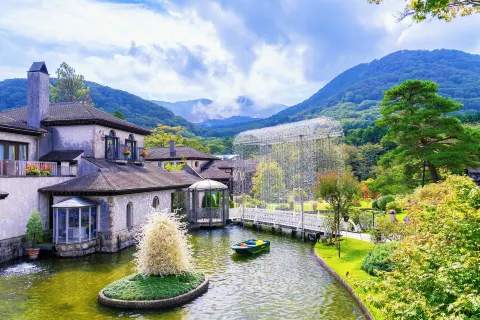 箱根玻璃之森美術館