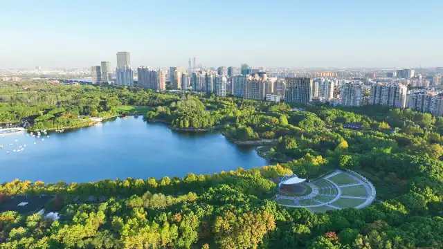 世紀公園周辺のホテル