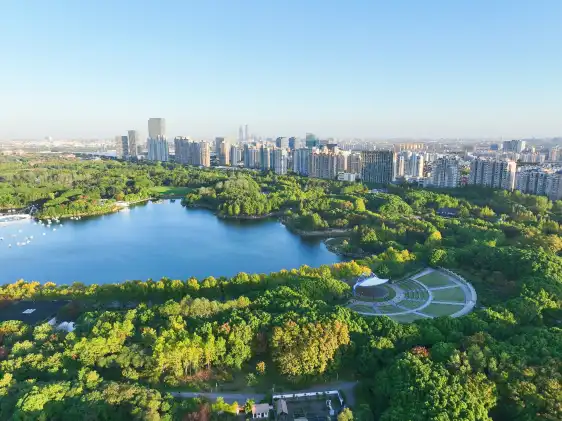 鄰近世紀公園的酒店