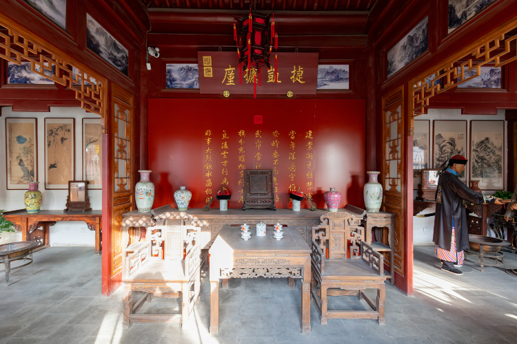 Drum Tower/Victoria Moore city/The General's Office