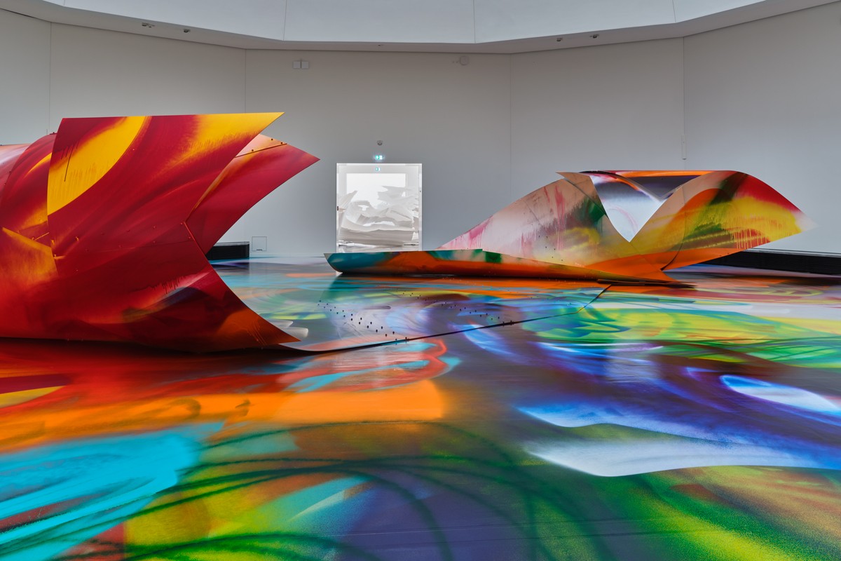 Katharina Grosse. The Sprayed Dear | Kunstgebäude Stuttgart