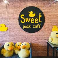 sweet duck cafe เลี่ยงเมืองนนท์