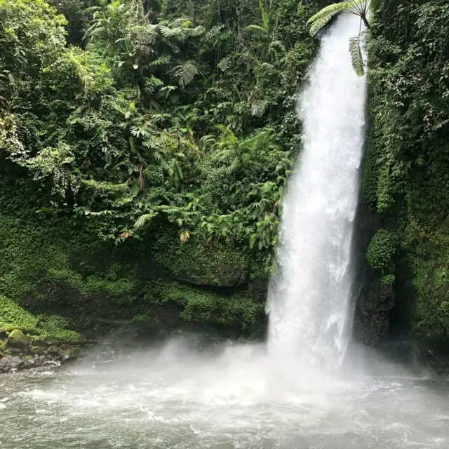 Curug Sawer