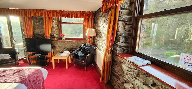 Whitewater Hotel & Leisure Club