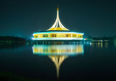 スラーターニー ラマ9世公園