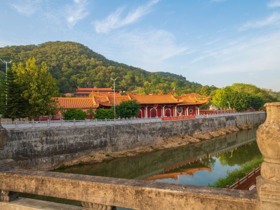 Songlin Ancient Temple