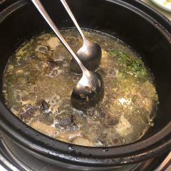 MUSHROOMS HOT POT 여행 사진