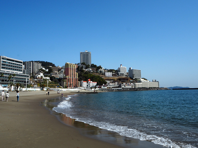 近くで温泉も楽しめる 熱海サンビーチ Trip Com 静岡県の旅のブログ
