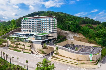 铜仁万山假日酒店·嗨碗全日餐厅