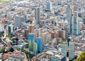 Tiempo de Vuelo Leticia Bogotá