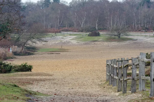 Отели с услугой парковкой в г. Гилфорд