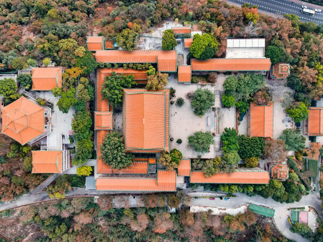 宝林寺周辺のホテル