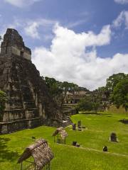 Templo de la Serpiente Bicéfala