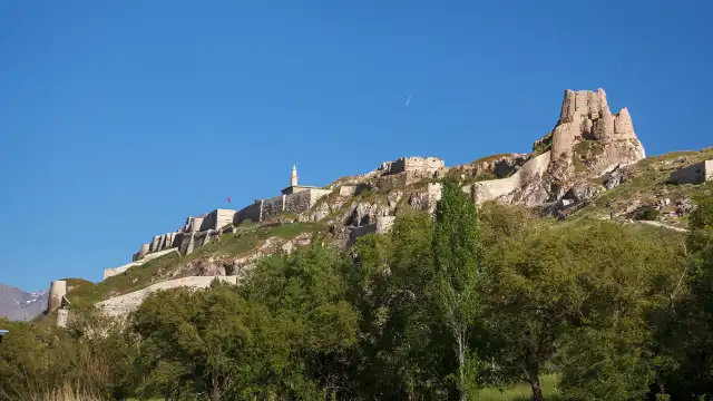 鄰近凡城城堡的酒店