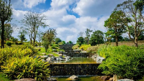 Yun She Song Tao Hainan Chinese Village