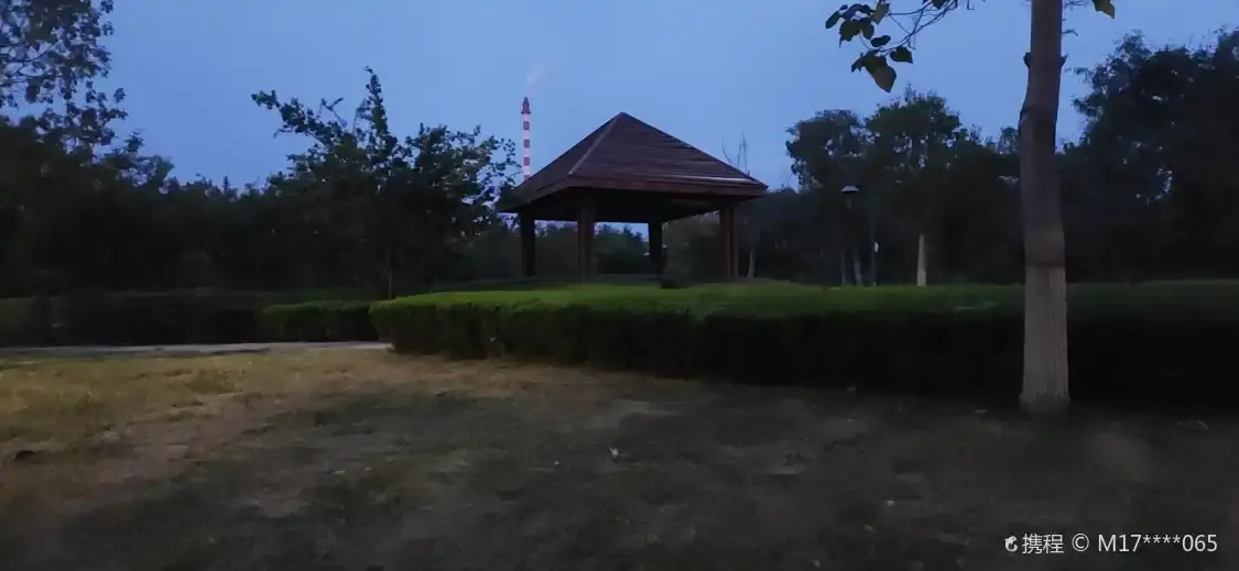 Các khách sạn gần Danxianbinhe Wetland Park