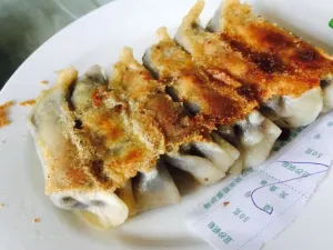青島鍋貼（四流中路店）