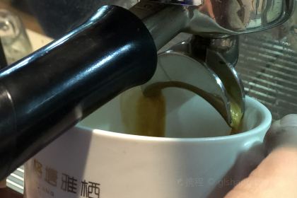 格塘雅栖酒店(果洛玛沁店)·西餐酒廊