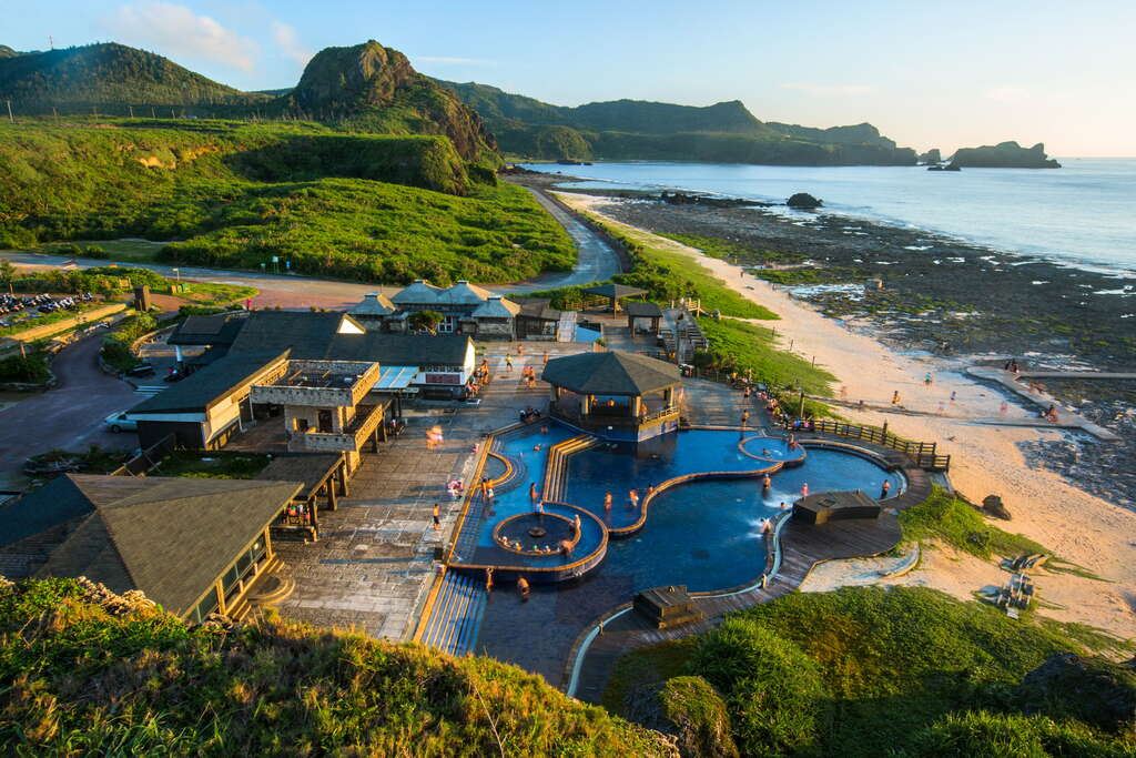 Green Island Zhaori Hot Spring